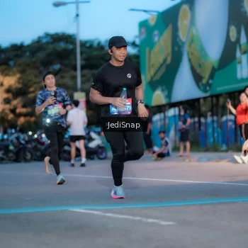 Runner Photo 3807391