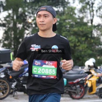 Runner Photo 3807423