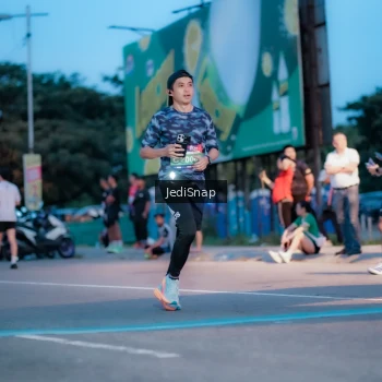 Runner Photo 3807428