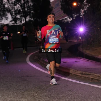 Runner Photo 3807465