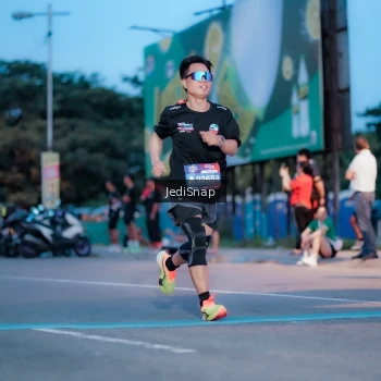 Runner Photo 3807471