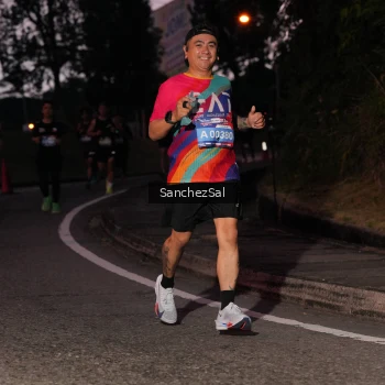 Runner Photo 3807473