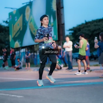 Runner Photo 3807514