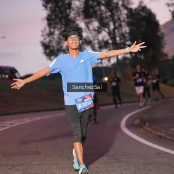 Runner Photo 3807516
