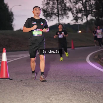 Runner Photo 3807521