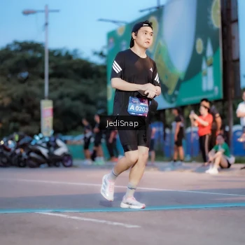 Runner Photo 3807528