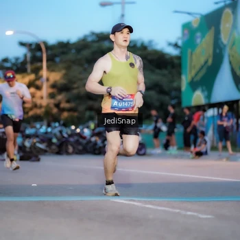 Runner Photo 3807567