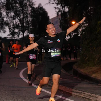 Runner Photo 3807579