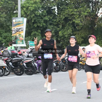 Runner Photo 3807595