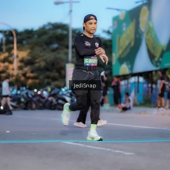 Runner Photo 3807609
