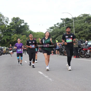 Runner Photo 3807619