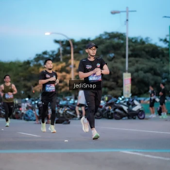 Runner Photo 3807620