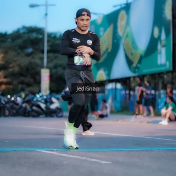 Runner Photo 3807624