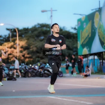 Runner Photo 3807656