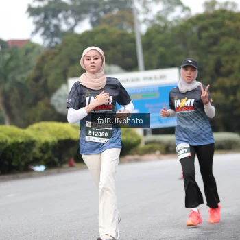 Runner Photo 3807660