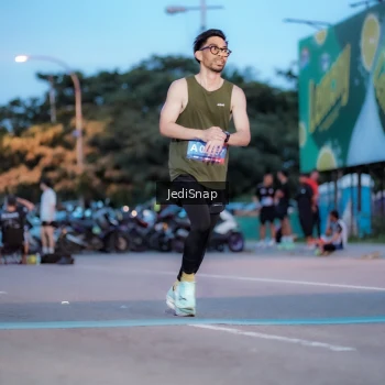 Runner Photo 3807663