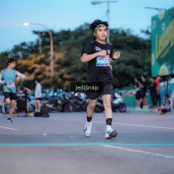 Runner Photo 3807693