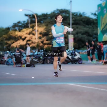 Runner Photo 3807732