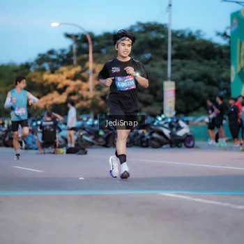 Runner Photo 3807746
