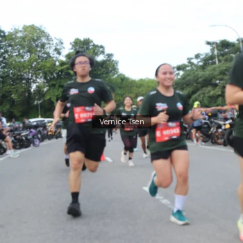 Runner Photo 3807751