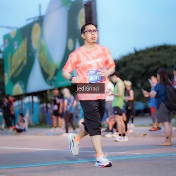 Runner Photo 3807753