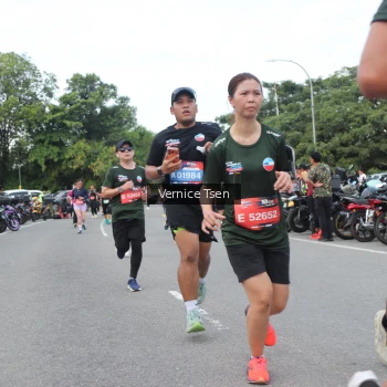 Runner Photo 3807773