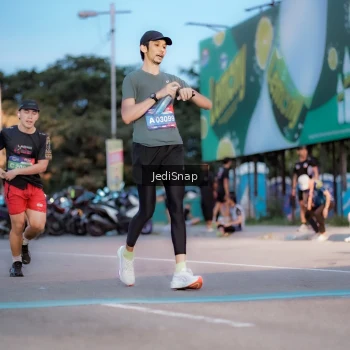 Runner Photo 3807775