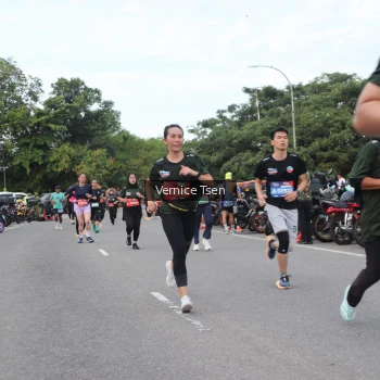 Runner Photo 3807798