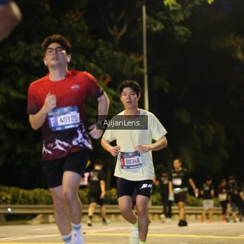 Runner Photo 3807799
