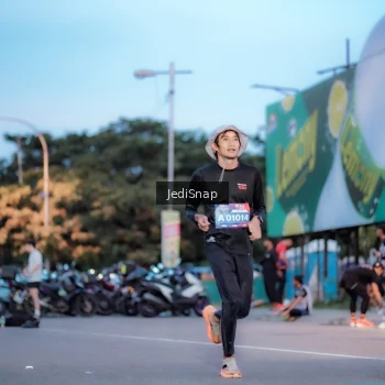 Runner Photo 3807836