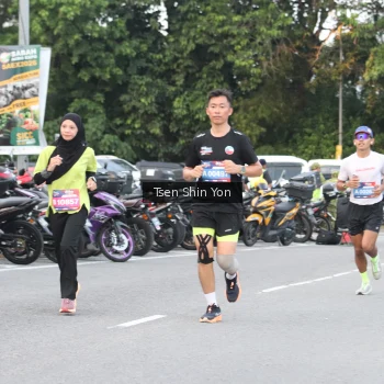 Runner Photo 3807839