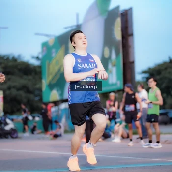 Runner Photo 3807860