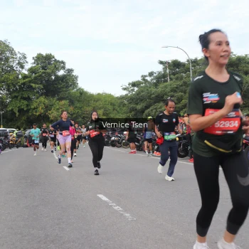 Runner Photo 3807861