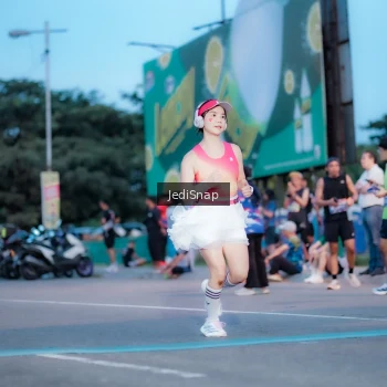 Runner Photo 3807865