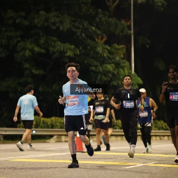 Runner Photo 3807872