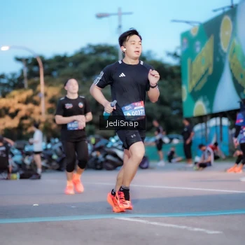 Runner Photo 3807909