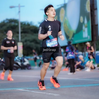 Runner Photo 3807922