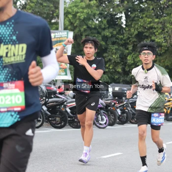Runner Photo 3807960