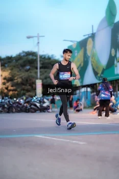 Runner Photo 3807977
