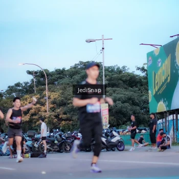 Runner Photo 3807981