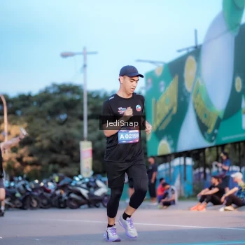 Runner Photo 3807985