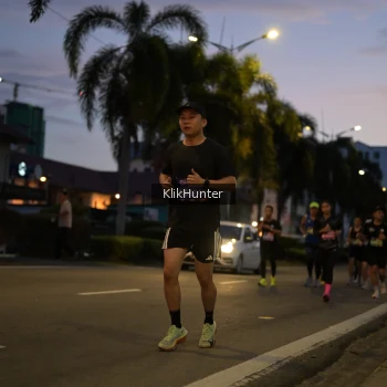 Runner Photo 3808001