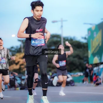 Runner Photo 3808010