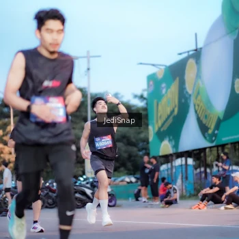 Runner Photo 3808021