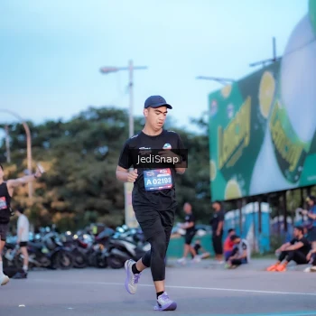 Runner Photo 3808025