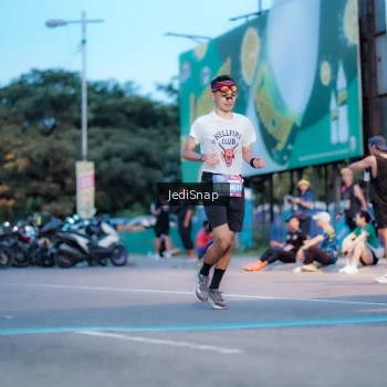 Runner Photo 3808056