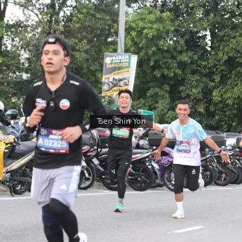 Runner Photo 3808121