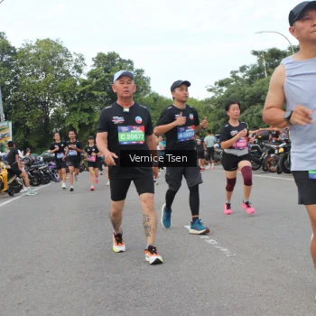 Runner Photo 3808159