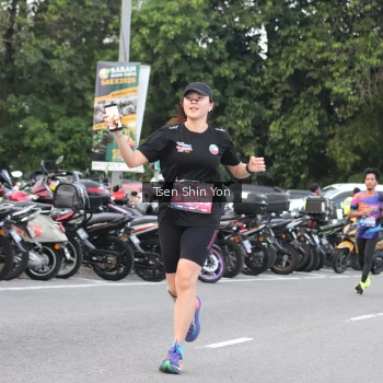 Runner Photo 3808195
