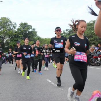 Runner Photo 3808205